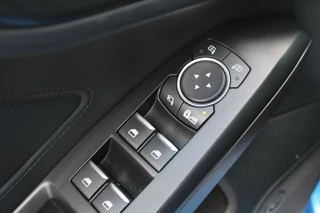 Ford Focus Ford Focus 2.0 EcoBlue 150pk ST-Line X Wagon | Panoramadak | Adaptive LED | Adaptive cruise control | 18 inch met rode remklauwen | Adaptive LED | Half lederen bekleding | Winter Pack | Camera - afbeelding nr 10
