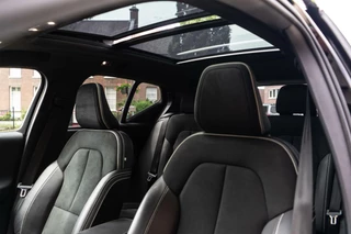 Volvo XC40 Volvo XC40 2.0 T4 R-Design Pano / Camera / ACC - afbeelding nr 27
