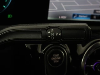 Mercedes-Benz A-Klasse Mercedes-Benz A-klasse 250e Business Solution Luxury | Leder | Stoelverwarming | Trekhaak | Camera | Navigatie | Full LED | Park Assist | Climate control | Widescreen - afbeelding nr 20