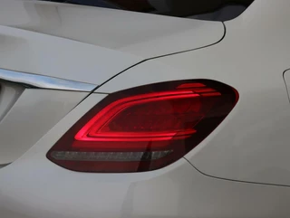 Mercedes-Benz C-Klasse Mercedes C-klasse 180 Business Solution AMG Plus Upgrade Edition | Panoramadak | Night pakket | Apple Carplay | dodehoekdetectie | - afbeelding nr 26