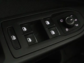 Volkswagen Golf Volkswagen Golf Variant 1.0 TSI Life Business | Stoel & Stuurverwarming |  Memory | Carplay | Adaptive cruise | Sfeerverlichting | PDC - afbeelding nr 33