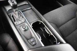 Volvo V60 ➡️ Volvo V60 2.0 D3 Momentum | 1e eigenaar | inc BTW | Led | Camera | DAB | Navi | Cruise-control | Stuurverwarming | Stoelverwarming | PDC | 150 pk | - afbeelding nr 28