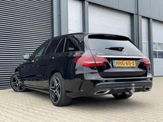 Mercedes-Benz C-Klasse Mercedes C-Klasse 300e AMG | 360 | Night| Trekhaak | CarPlay | Distronic | Night | Ambient light - afbeelding nr 11