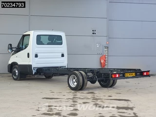 Iveco Daily Iveco Daily 35C18 3.0L Automaat Dubbellucht 2025 model 410WB ACC Camera Airco Navi Chassis Cabine Fahrgestell Airco Cruise control - afbeelding nr 3