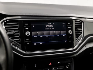 Volkswagen T-Roc 150Pk (VIRTUAL COCKPIT, APPLE CARPLAY, CLIMATE, ADAPTIVE CRUISE, SPORTSTOELEN, LED KOPLAMPEN, GETINT GLAS, LANE ASSIST, NIEUWSTAAT) - afbeelding nr 22