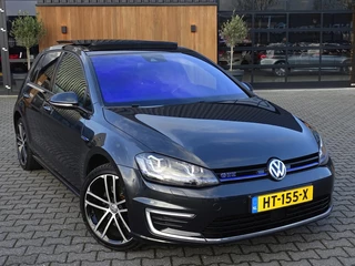Volkswagen Golf Volkswagen Golf TSI GTE 204PK DSG / RNS / LED *NAP* - afbeelding nr 2