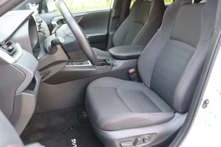 Toyota RAV4 Toyota RAV4 2.5 Plug-in Hybrid AWD Business LED/ACC/Camera/Keyless/Elek. stoel/App-Connect/DAB - afbeelding nr 11