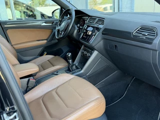 Volkswagen Tiguan Volkswagen Tiguan 1.4 TSI Highline Business R-Line |Pano|Leder|Virtual|Ad.Cruise|Dynaudio|El.Trekhaak|Carplay|Allseason - afbeelding nr 22