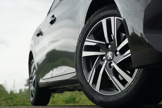 Peugeot 208 Peugeot 208 1.2 PureTech Allure - Noir Perla Nera - AppleCarPlay - Chique - afbeelding nr 36