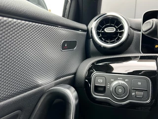 Mercedes-Benz A-Klasse Mercedes-Benz A-Klasse A 180 Aut7 LED Navi Widescreen Sportstoelen Cruise Trekhaak - afbeelding nr 6