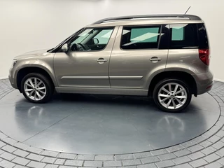 Škoda Yeti Skoda Yeti 1.2 TSi Elegance Automaat-Trekhaak-Navigatie-Panoramadak-Cr.contr-Clima-Camera-Parkeersensoren-Lm17''velgen-Bluetooth - afbeelding nr 23