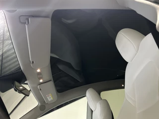 Tesla Model Y Tesla Model Y Long Range AWD 75 kWh | Navigatie | Panoramadak | Verwarmde voorstoelen - afbeelding nr 19