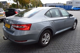 Škoda Superb - afbeelding nr 4