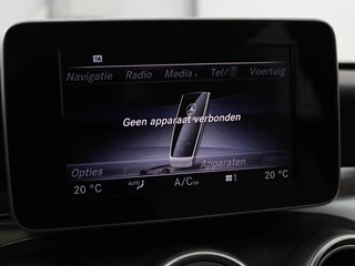 Mercedes-Benz C-Klasse Mercedes-Benz C-klasse 180 AMG | Panoramadak | Leder | Camera |  Navigatie | Climate control | Full LED | Cruise control | Park Assist | Bluetooth - afbeelding nr 22
