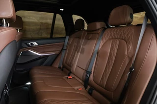 BMW X5 BMW X5 xDrive45e M-Sport|Nachtzicht|Laser|Ventilatie|Pano|HUD - afbeelding nr 12
