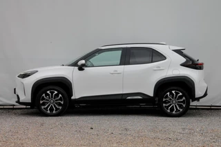 Toyota Yaris Cross Toyota Yaris Cross 1.5 Hybrid 130 Team Player - 93 pk **Carplay / Camera / ACC - afbeelding nr 3