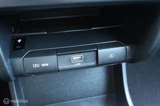 Kia e-Niro Kia e-Niro ExecutiveLine 64 kWh, Leer, Memory, stuur- Stoel verwarming/ventilatie, Pdc voor- achter, Camera, Adaptief Cruise, Dode hoek detectie, Carplay, Clima, Navi, Donkerglas. - afbeelding nr 35