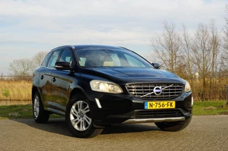 Volvo XC60 Volvo XC60 2.0 T5 FWD Summum AUT | Black Sapphire Metallic | Camera/Stoelverwarming/Memory/NAV/Trekhaak/Leder - Fijne hoogzitter! - afbeelding nr 5