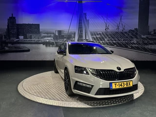 Škoda Octavia Skoda Octavia Combi 2.0 TSI RS 245 *Full Options*Concaver Wheels*Milltek*TopStaat* - afbeelding nr 4
