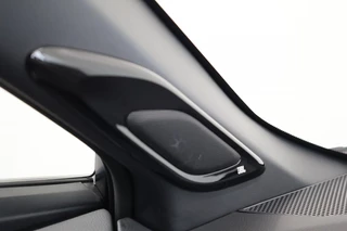 Toyota C-HR Toyota C-HR 2.0 Hybrid Executive - afbeelding nr 36