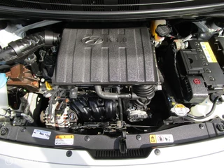 Hyundai i10 Hyundai i10 1.0i i-Motion Comfort 5drs 105dkm! Airco Cruise - afbeelding nr 21