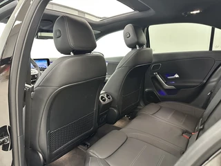 Mercedes-Benz A-Klasse Mercedes-Benz A-Klasse 250 e Premium Plus | Burmester | 360 camera | Memory stoelen | - afbeelding nr 6