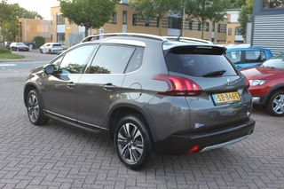 Peugeot 2008 Peugeot 2008 1.2 PureTech Allure, automaat, navigatie. - afbeelding nr 7