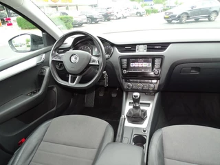 Škoda Octavia Škoda Octavia 1.0 TSI GRT AMB BNS-Navi-Blth-Media-Cruise-Usb-Clima - afbeelding nr 6