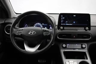 Hyundai Kona Hyundai Kona Electric Comfort 64 kWh - Carplay, Camera, Cruise, Trekhaak - afbeelding nr 3