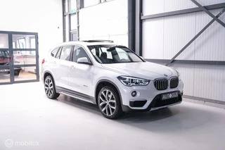 BMW X1 BMW X1 xDrive20i High Executive | 4x4 | HUD | Trekhaak | Leder | Orig NL auto | Dealer onderhouden | Camera | rijklaarprijs | - afbeelding nr 40