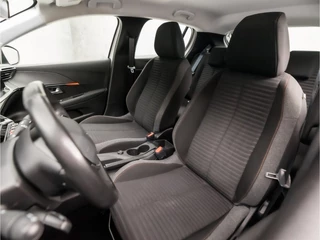 Peugeot 208 Peugeot 208 1.2 PureTech Sport (APPLE CARPLAY, GROOT NAVI, 360 CAMERA, LM VELGEN, SPORTSTOELEN, CRUISE, PARKEERSENSOREN, NIEUWSTAAT) - afbeelding nr 13