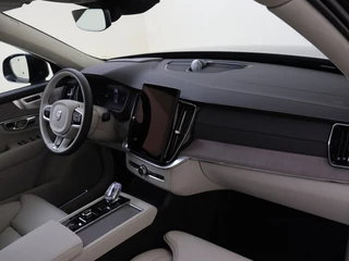 Volvo XC90 Volvo XC90 Ultra Dark T8 | Luchtvering | Panoramadak | 360° Camera - afbeelding nr 13