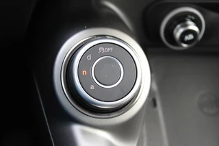 Alfa Romeo Tonale Alfa Romeo Tonale 1.5T 160PK AUTOMAAT Hybrid Ti | NIEUWE AUTO! | ELEKTRISCH BEDIENBARE VOORSTOELEN MET GEHEUGENFUNCTIE | HARMAN EN KARDON AUDIO | FULL LED KOPLAMPEN | 18