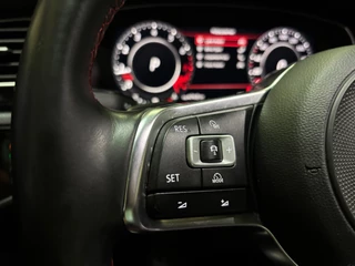 Volkswagen Golf Volkswagen Golf 2.0 TSI GTI Performance - afbeelding nr 19