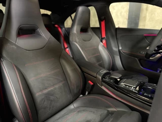 Mercedes-Benz CLA Mercedes-Benz CLA-klasse AMG 45 S 4MATIC+ Premium Plus | pano | camera | sfeerverlichting | - afbeelding nr 10