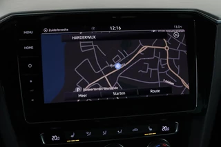 Volkswagen Passat Volkswagen Passat 1.5 TSI R Line | Stoelverwarming | Matrix LED |  Adaptive cruise | Carplay | Leder/Alcantara | Navigatie | Parkeerhulp - afbeelding nr 16