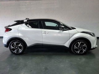 Toyota C-HR Toyota C-HR 2.0 Hybrid Bi-Tone / Premium Pack / Afn. Trekhaak - afbeelding nr 6