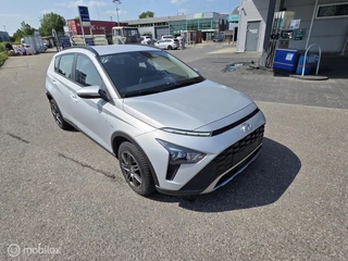 Hyundai Bayon Hyundai Bayon  2022, Benzine / Hybrid 53000 km - afbeelding nr 3