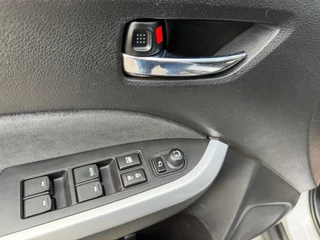 Suzuki Vitara Suzuki Vitara 1.6 High Executive Panodak,Trekhaak,Clima,cruise - afbeelding nr 29