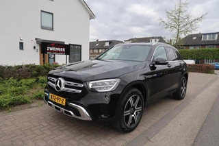 Mercedes-Benz GLC 300e 4MATIC BTW|TREKHAAK|360CAMERA|CARPLAY|NAVIGATIE|SFEERVERLICHTING|DEALER ONDERHOUDEN