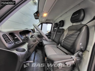 Iveco Daily Iveco Daily 35C18 180PK Automaat Dubbellucht L2H2 ACC Navi Camera 12m3 Airco - afbeelding nr 13
