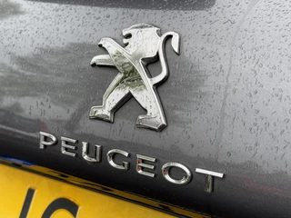 Peugeot 2008 Peugeot 2008 1.2 PureTech Allure 2e Eigenaar,Navi,Pano,Clima,Cruise,PDC,Automaat,N.A.P,APK tot 01-2026 - afbeelding nr 27