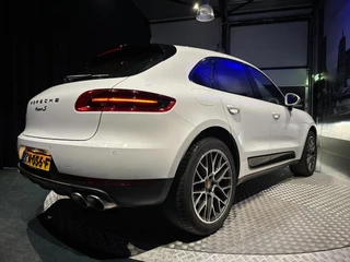 Porsche Macan Porsche Macan 3.0 S *Luchtvering*SportChrono*Stoelventilatie - afbeelding nr 31