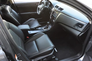 Suzuki Kizashi - afbeelding nr 30