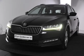 Škoda Superb Škoda Superb Combi 1.5 TSI ACT Ambition Business *1ste Eigenaar*Navigatie*Parkassist* - afbeelding nr 29