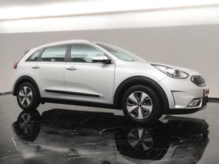 Kia Niro Kia Niro 1.6 GDi Hybrid DynamicLine - Navigatie - Camera - Climate control - Cruise control - Trekhaak - 12 maanden garantie - afbeelding nr 11