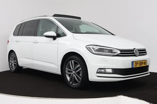 Volkswagen Touran Volkswagen Touran 1.4 TSI Highline 7p (PANORAMADAK, PARKEERSENSOREN, TREKHAAK, STOELVERWARMING, NAVI, CARPLAY, CRUISE CONTROL) - afbeelding nr 20