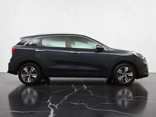 Kia Niro - Navigatie - Camera - Climate control - Cruise control - All Season - Fabrieksgarantie tot 01-2027 - afbeelding nr 10