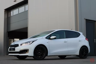 Kia cee'd Kia Ceed 1.0 T-GDi / 1e EIG / Stoel en stuurverwarming / Nieuwe banden + beurt + APK - afbeelding nr 8