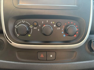 Renault Trafic Renault Trafic 1.6 dCi T29 L2H1*NAVI*CRUISE*A/C*HAAK*3PERS*IMPERI - afbeelding nr 10